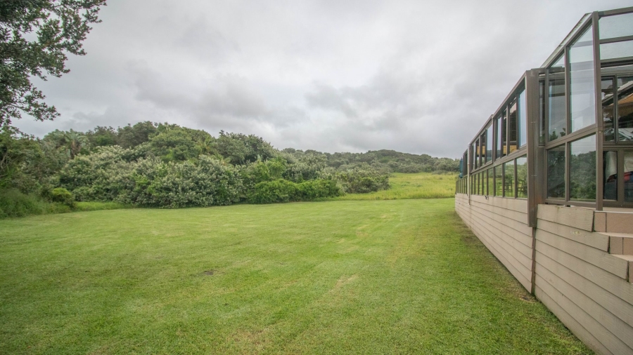 7 Bedroom Property for Sale in Marshstrand Eastern Cape